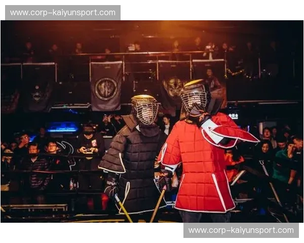 格斗赛事精彩回顾：热血、技巧与不屈精神的极致对决